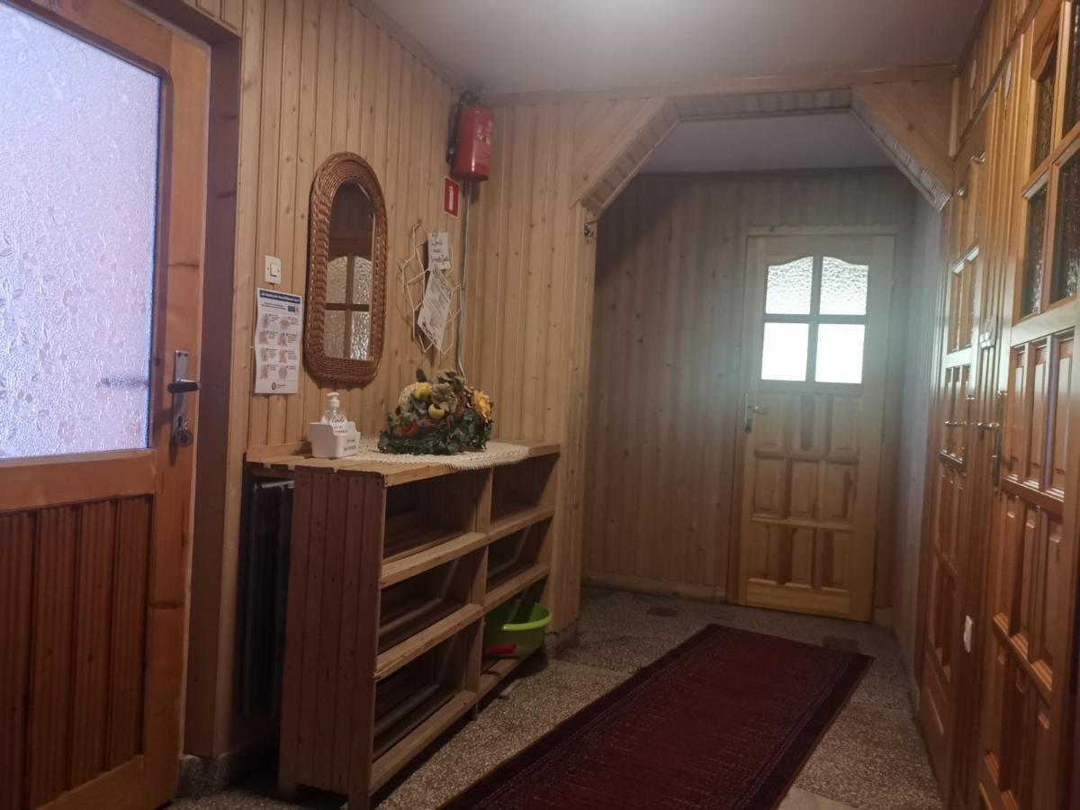 Kwatera Prywatna U Janiny Бялы-Дунаец Экстерьер фото