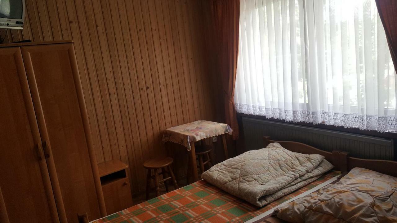 Kwatera Prywatna U Janiny Бялы-Дунаец Экстерьер фото